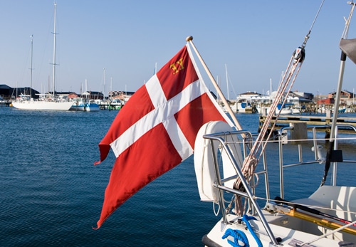 Flagning på lystbåde. Dansk Yacht Flag